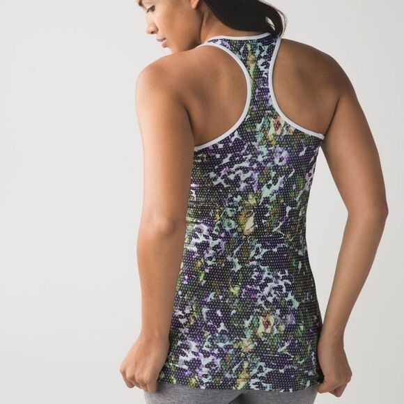 Lululemon Cool Racerback Tank Floral Sport Print Size 4 - Picture 2 of 5
